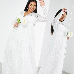 Hochzeitskleid aus Spitze in Elfenbein mit V-Ausschnitt von ASOS DESIGN CURVE*