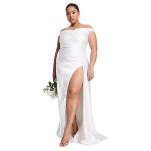 Yaura Plus – Bridal – Drapiertes Maxi-Brautkleid in Elfenbein mit Bardot-Ausschnitt